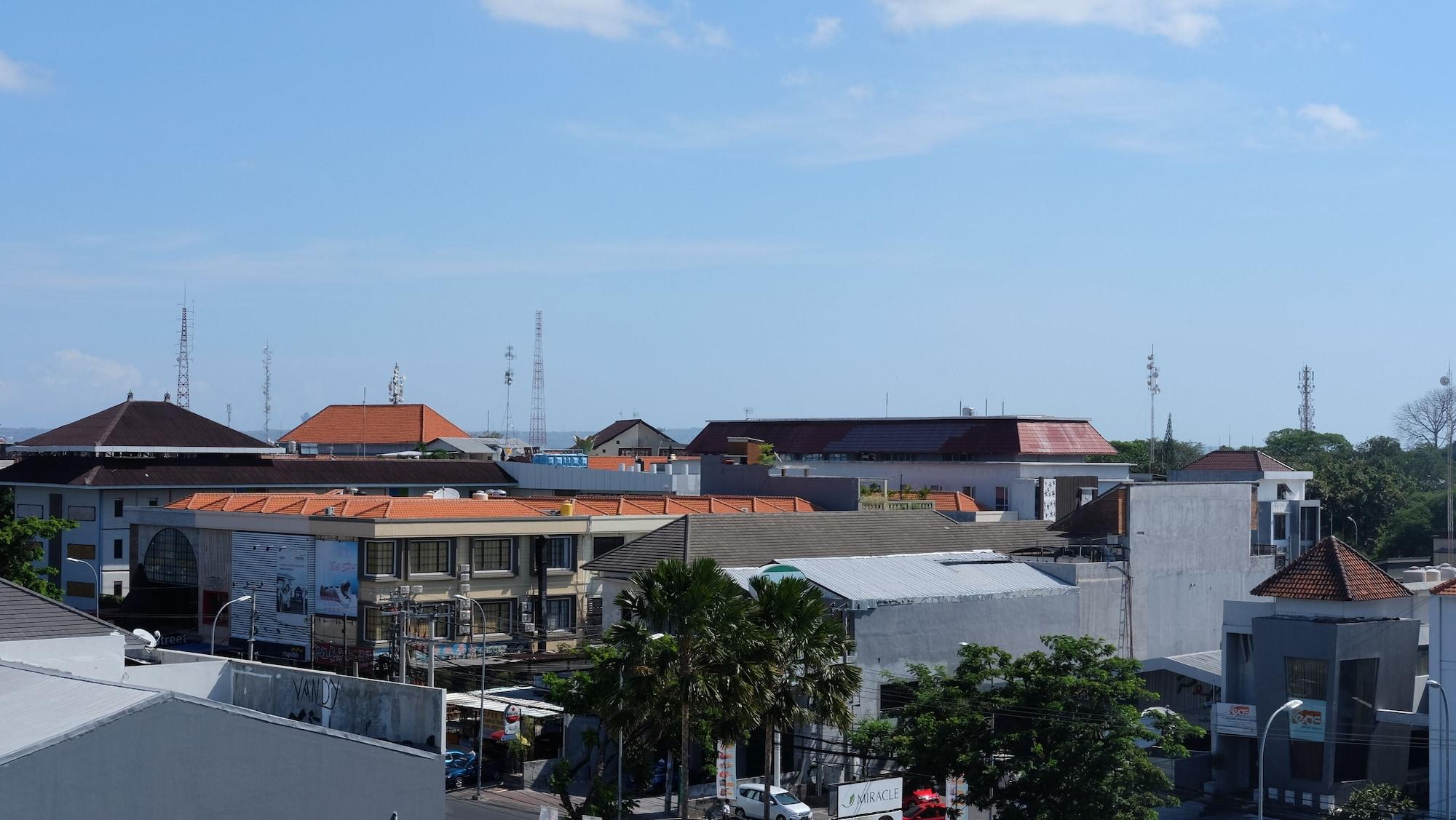 Grand Livio Kuta Hotel Legian Zewnętrze zdjęcie