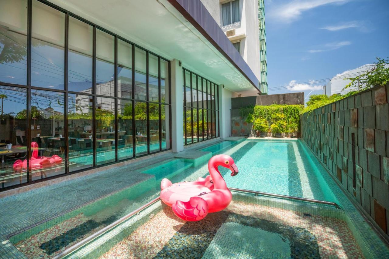 Grand Livio Kuta Hotel Legian Zewnętrze zdjęcie