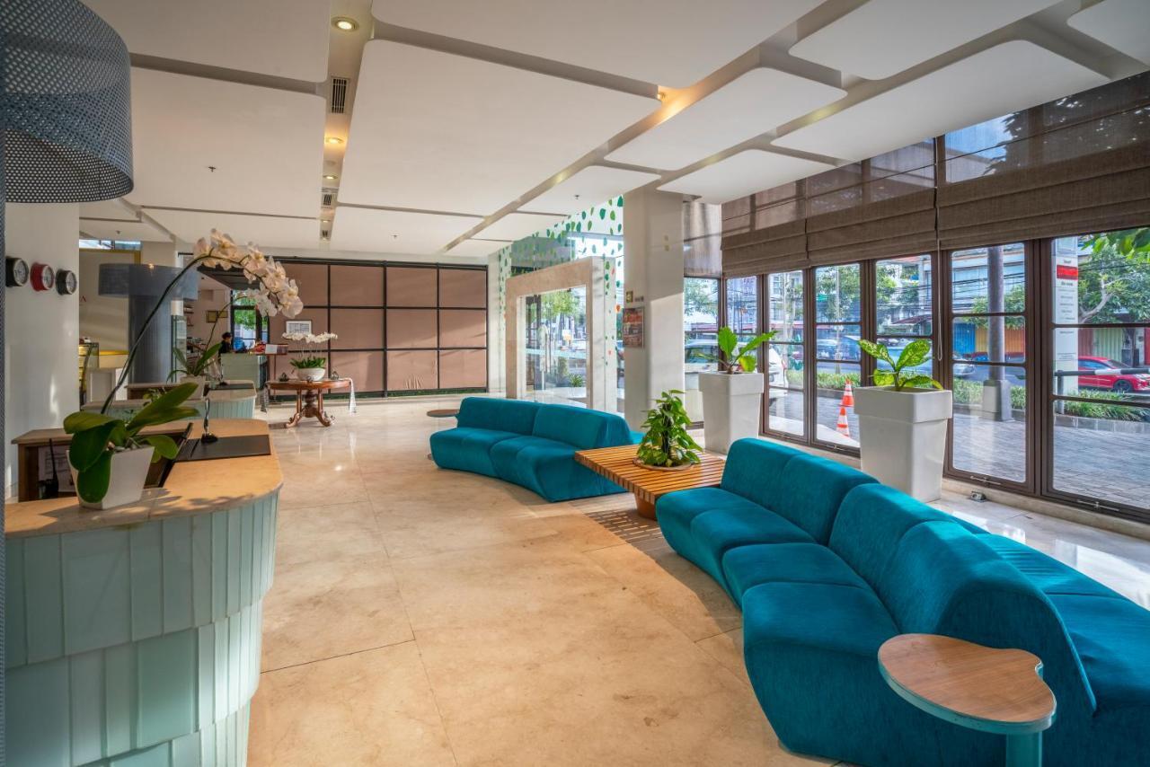 Grand Livio Kuta Hotel Legian Zewnętrze zdjęcie
