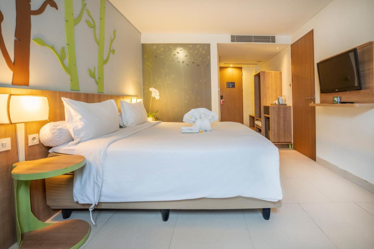 Grand Livio Kuta Hotel Legian Zewnętrze zdjęcie
